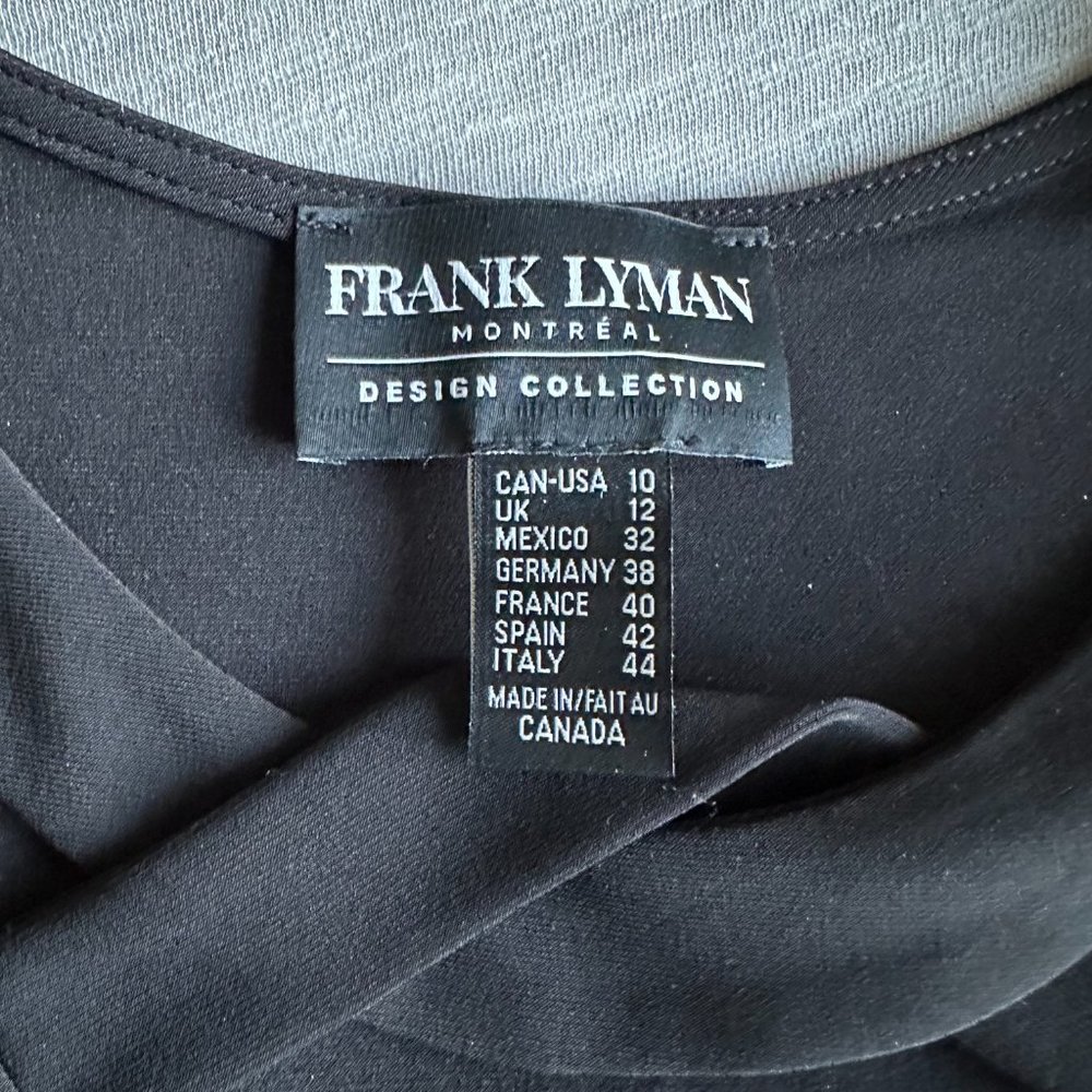 LIKE NEW Frank Lyman Sleeveless Top with Twist Neckline - Picture 3 of 5